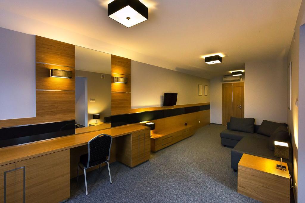 Hotel KARO Radom Zimmer foto